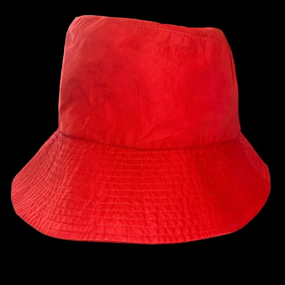 Vintage 90’s Searle Red Cotton Lined Bucket Hat Coastal Prep Minimalist